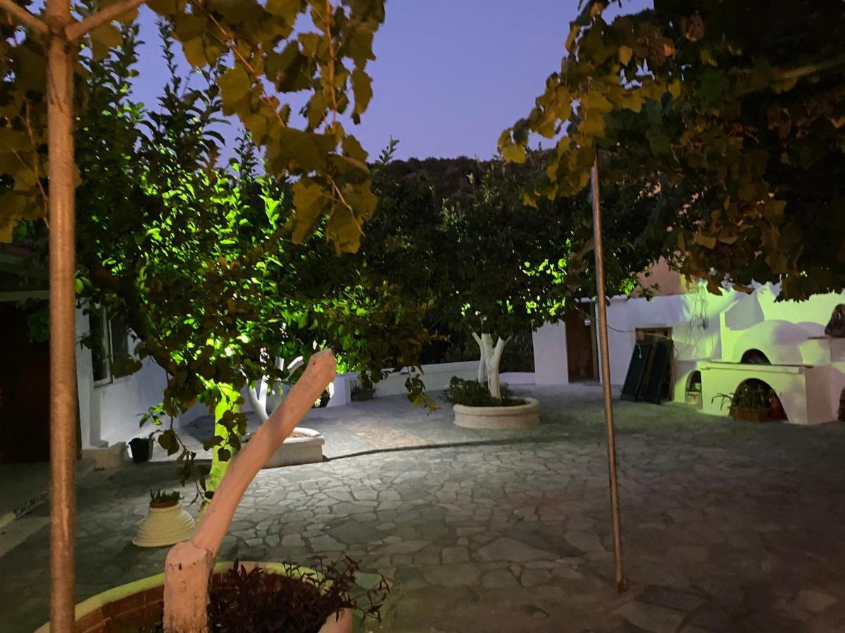 Villa Nouli Sarakiniko  ภายนอก รูปภาพ