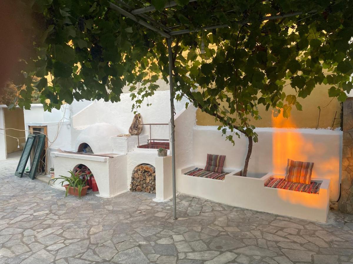 Villa Nouli Sarakiniko  ภายนอก รูปภาพ