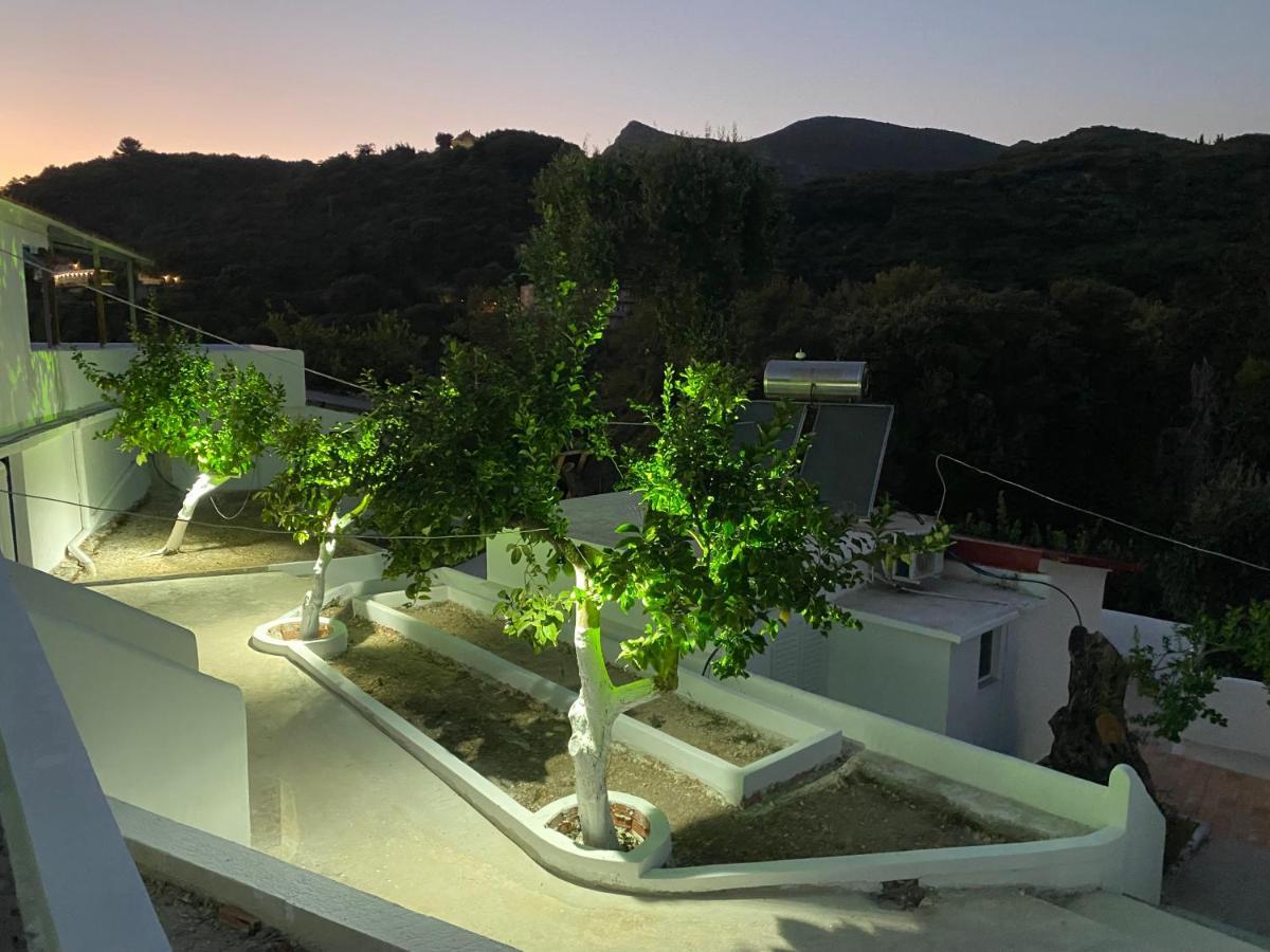 Villa Nouli Sarakiniko  ภายนอก รูปภาพ